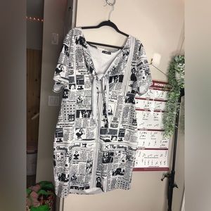 Bodycon newsprint dress Size: 4XL